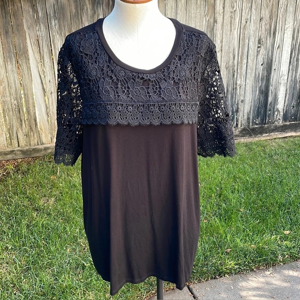 Elegant Black Lace Women's Top